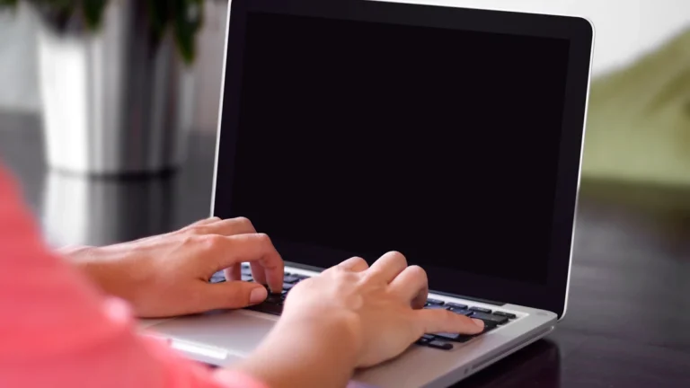 Inteligência artificial no trabalho: usos práticos e cuidados para pequenos negócios