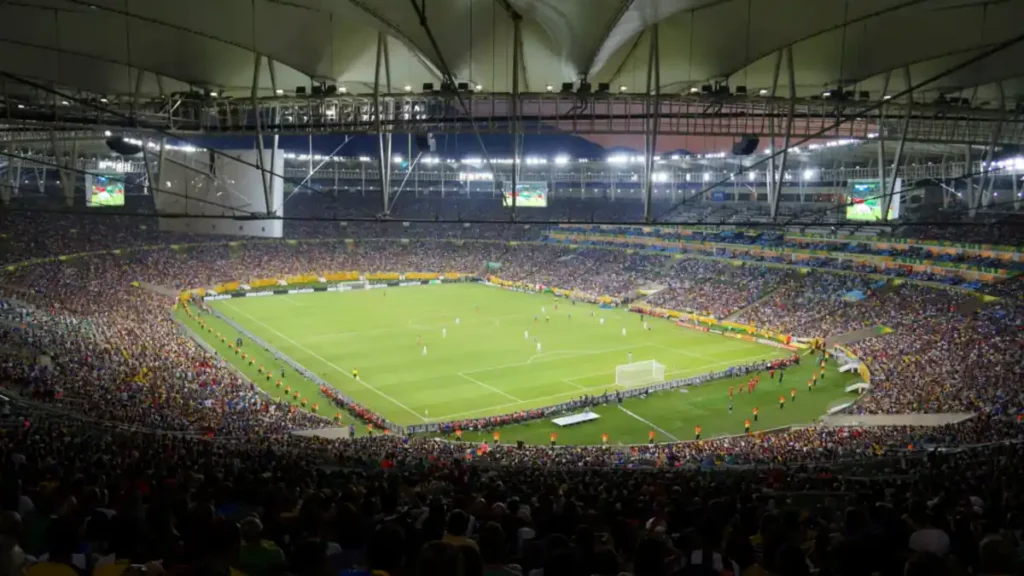 Gramado e arquibancadas do estádio do Maracanã, no Rio de Janeiro, em registro de arquivo de 2013.